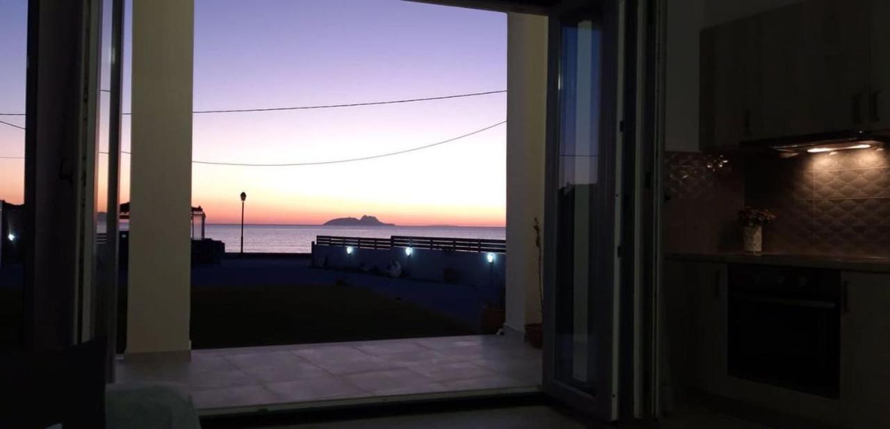 Coral Sea Apartment Kokkinos Pirgos Extérieur photo