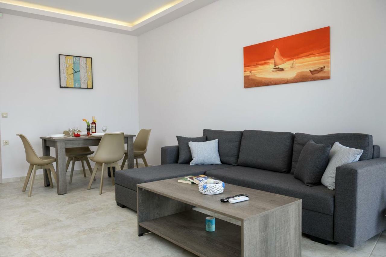 Coral Sea Apartment Kokkinos Pirgos Extérieur photo