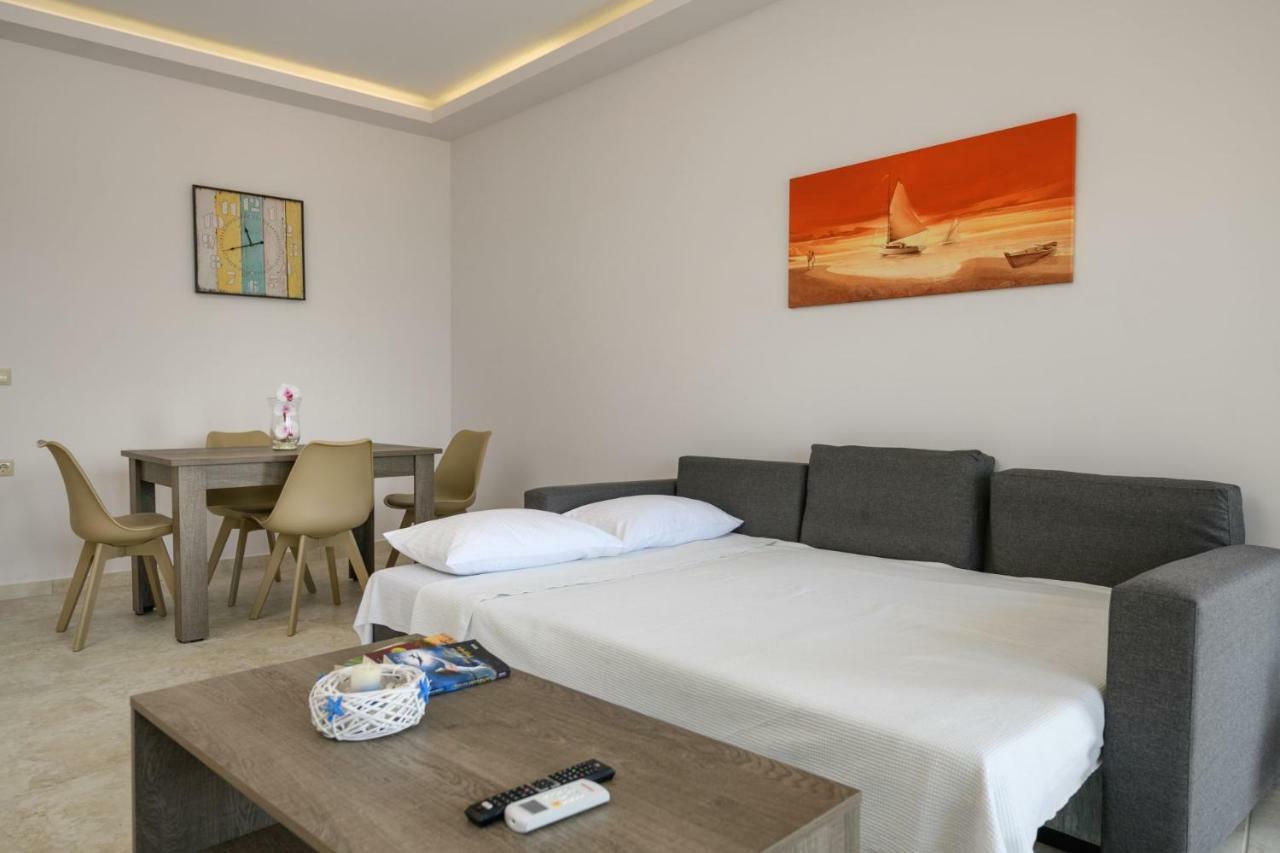 Coral Sea Apartment Kokkinos Pirgos Extérieur photo