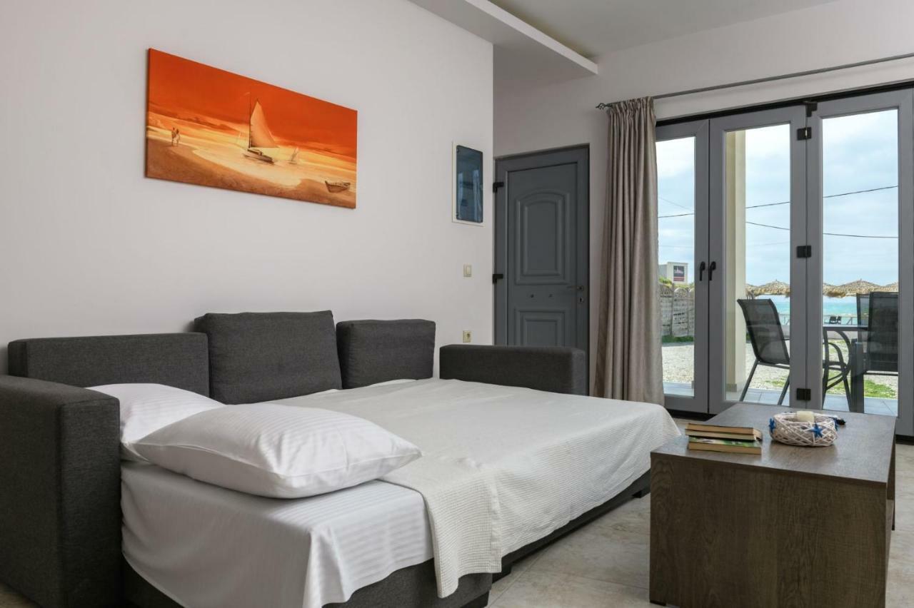 Coral Sea Apartment Kokkinos Pirgos Extérieur photo